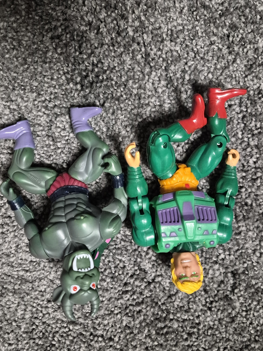 2 figures